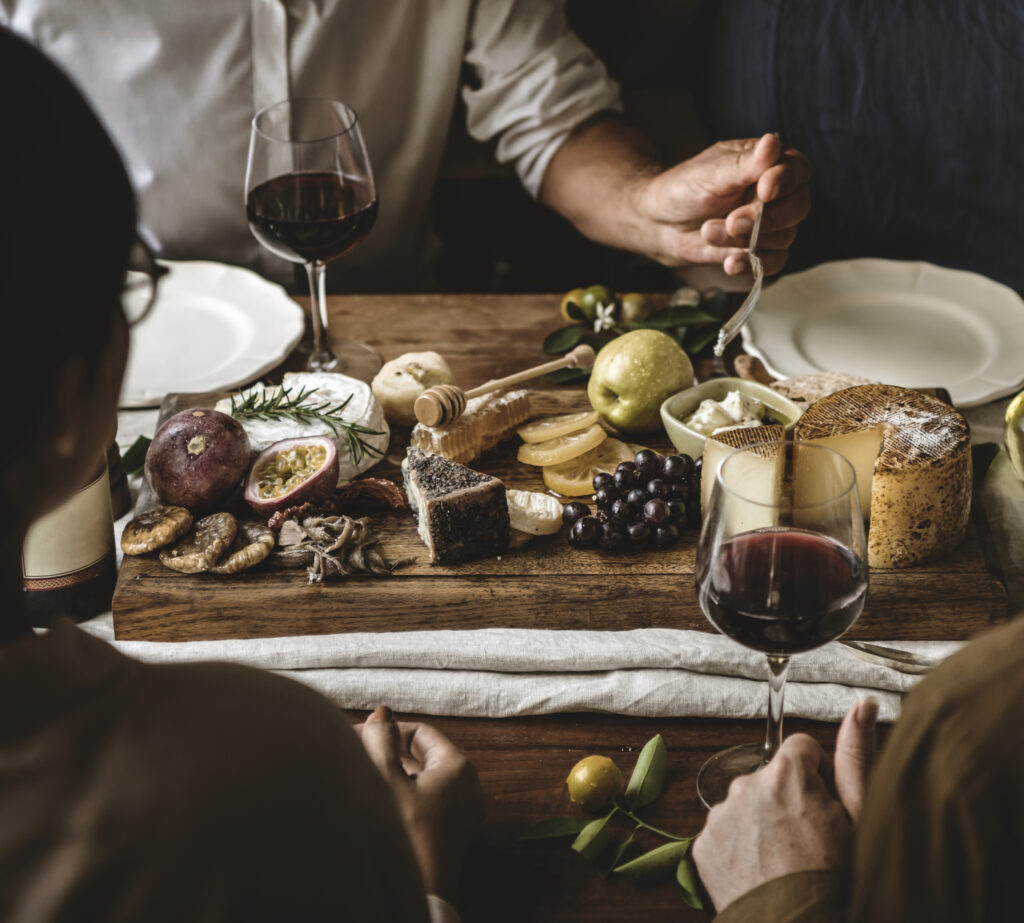 Käse und Wein Verkostung als Alternative zur Hochzeitstorte