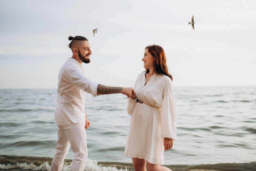 Verliebtes Paar Ostseestrand Hochzeit