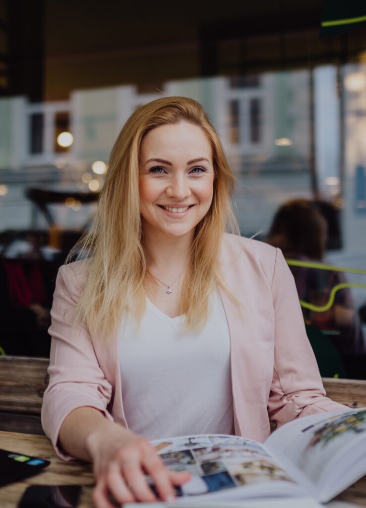 Ronja Baumbach - Hochzeitsplanerin für Hochzeiten in den Bergen