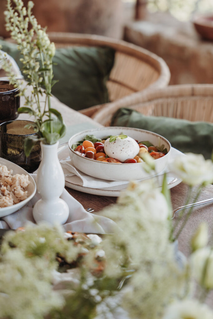 Hochzeitsessen in einer Finca auf Mallorca.